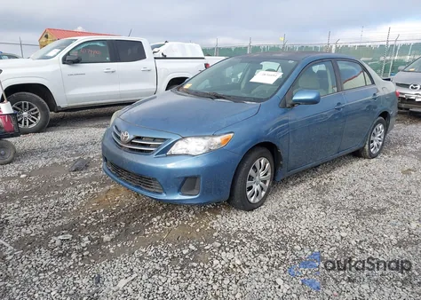 2013 Toyota Corolla Le z USA, uszkodzony, nr VIN 5YFBU4EE9DP138088